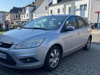 Gebraucht Ford Focus 101 PS (74 kW) 2018 Silber Limousine
