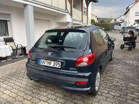 Gebraucht Peugeot 206 68 PS (50 kW) 2009 Schwarz Limousine