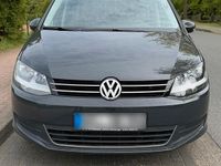 Second-hand VW Sharan 170 CP (125 kW) 2011 Gri Monovolum