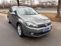 Gebraucht VW Golf VII Highline 140 PS (102 kW) 2012 Grau Limousine