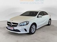 Gebraucht Mercedes A180 122 PS (89 kW) 2018 Unilack (weiss Limousine