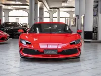 Gebraucht Ferrari 296 829 PS (609 kW) 2024 Rot