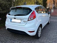 Gebraucht Ford Fiesta Trend 80 PS (58 kW) 2015 Weiß Kombi