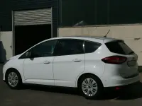 Gebraucht Ford C-MAX 101 PS (74 kW) 2018 Weiß Van / Kleinbus