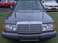 Gebraucht Mercedes 300 81 PS (59 kW) 1992 Beige Kombi