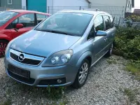 Gebraucht Opel Zafira Edition 140 PS (102 kW) 2007 Silber Van / Kleinbus