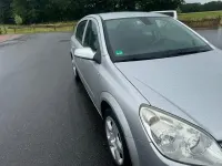 Gebraucht Opel Astra 105 PS (77 kW) 2007 Silber Limousine