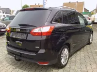 Gebraucht Ford Grand C-Max Titanium 101 PS (74 kW) 2014 Schwarz Van / Kleinbus