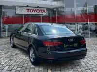 Gebraucht Audi A4 150 PS (110 kW) 2018 Mythosschwarz metallic Limousine