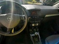 Gebraucht Opel Astra 116 PS (85 kW) 2010 Rot Kombi