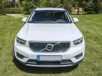 Usata Volvo XC40 Momentum 190 CV (139 kW) 2018 Bianco SUV