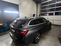 Gebraucht BMW 330 265 PS (194 kW) 2020 Grau Kombi