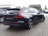 gebraucht Volvo V60 Plus, B4 Mild-Hybrid/Dark/H&K/AHK/Pano/CAM