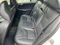Gebraucht Volvo V60 Summum 288 PS (211 kW) 2017 Weiß Kombi