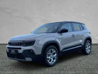 Neu Jeep Avenger Altitude 101 PS (74 kW) 2026 Stone grey / volcano black SUV