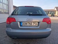 Używany Audi A4 140 KM (102 kW) 2005 Szary Kombi