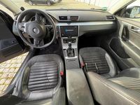 Gebraucht VW Passat Highline 140 PS (102 kW) 2011 Schwarz Kombi