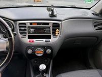 Gebraucht Kia Rio 115 PS (84 kW) 2007 Rot Kleinwagen