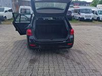 Gebraucht BMW 330 Advantage 258 PS (189 kW) 2015 Schwarz Kombi
