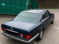 Gebraucht Mercedes E420 218 PS (160 kW) 1987 Blau Limousine