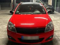 Gebraucht Opel Astra GTC 200 PS (147 kW) 2005 Rot Kleinwagen