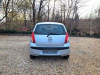 Gebraucht Hyundai i10 Style 77 PS (56 kW) 2008 Silber Kleinwagen