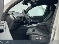Gebraucht BMW X5 M Sport 298 PS (219 kW) 2025 Weiß SUV