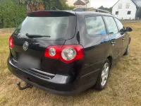 Gebraucht VW Passat 122 PS (89 kW) 2008 Schwarz Kombi