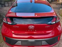Gebraucht Hyundai Ioniq Advantage 141 PS (103 kW) 2022 Rot Kleinwagen