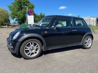 Second-hand Mini ONE 90 CP (66 kW) 2002 Negru Hatchback