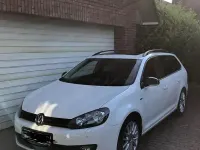 Gebraucht VW Golf VI 105 PS (77 kW) 2012 Weiß Kleinwagen