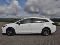 Neu Toyota Corolla 196 PS (144 kW) 2025 Weiß Kombi