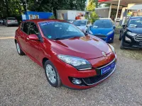 Gebraucht Renault Mégane III 116 PS (85 kW) 2013 Rot Limousine