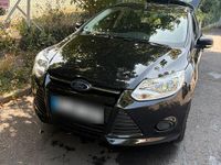 Gebraucht Ford Focus 85 PS (62 kW) 2014 Schwarz Kombi