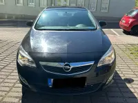 Second-hand Opel Astra 140 CP (102 kW) 2010 Negru Hatchback