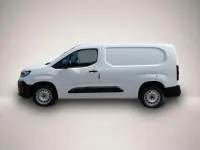 Neu Opel Combo 131 PS (96 kW) 2026 Manufacturer Van / Kleinbus