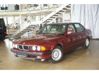 Gebraucht BMW 750L 299 PS (219 kW) 1991 Rot Limousine