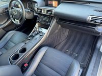 Gebraucht Lexus IS300h 181 PS (133 kW) 2013 Grau Limousine