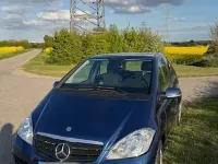 Gebraucht Mercedes A160 95 PS (69 kW) 2011 Blau Kleinwagen