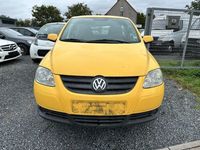Gebraucht VW Fox Refresh 54 PS (39 kW) 2010 Gelb Kleinwagen