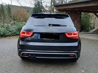 Gebraucht Audi A1 S-Line 122 PS (89 kW) 2011 Schwarz Limousine