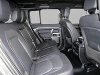 Gebraucht Land Rover Defender SE Dynamic 300 PS (220 kW) 2023 Grün SUV