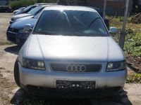 Gebraucht Audi A3 Attraction 125 PS (91 kW) 1997 Alusilber metallic Kleinwagen