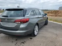 Gebraucht Opel Astra Innovation 160 PS (117 kW) 2017 Grau Kombi