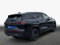 Neu VW Tayron R-line 150 PS (110 kW) 2026 Grenadillschwarz metallic SUV