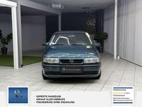 Gebraucht Opel Vectra 90 PS (66 kW) 1995 Blau Limousine