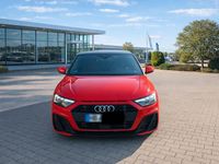 Gebraucht Audi A1 Ambiente 150 PS (110 kW) 2019 Rot SUV