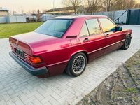 Gebraucht Mercedes 190 118 PS (86 kW) 1988 Rot Limousine
