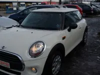 Begagnad Mini ONE 75 HK (55 kW) 2016 Vit Halvkombi