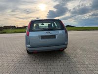 Second-hand Ford Focus 2006 Albastru Break